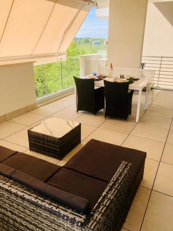 Opalia Residence - Stella Garda Lake Lifestyle بسكييرا ديل غاردا المظهر الخارجي الصورة