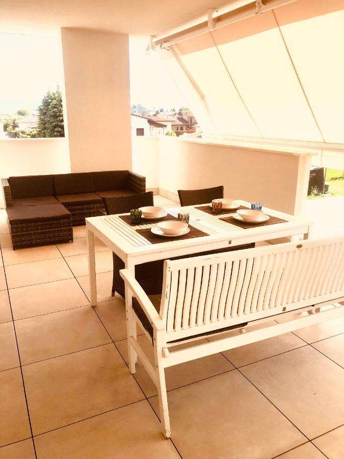 Opalia Residence - Stella Garda Lake Lifestyle بسكييرا ديل غاردا المظهر الخارجي الصورة